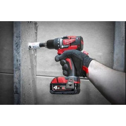Perceuse visseuse compacte Milwaukee M18™ modèle CBLDD-502C_ref 4933464555 (5)