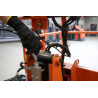 Mise en situation pompe à graisse électrique 20V SCHNEIDER 690 bars avec batterie Li-Ion 2Ah_ref SOD50450-1
